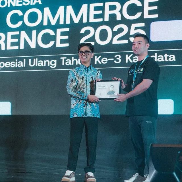 Penghargaan Brand Of The Year di Kalodata Indonesia Social Commerce Conference 2025