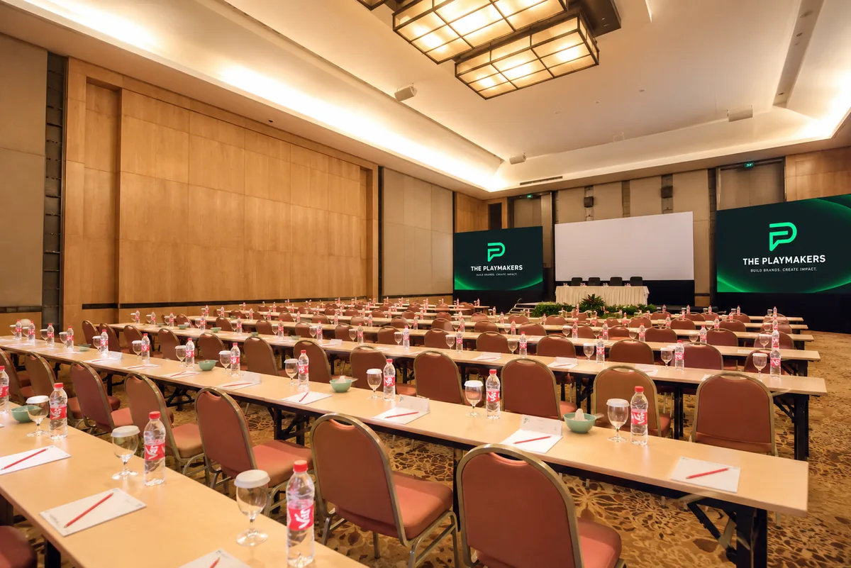 Ilustrasi setup ruangan bootcamp The Playmakers